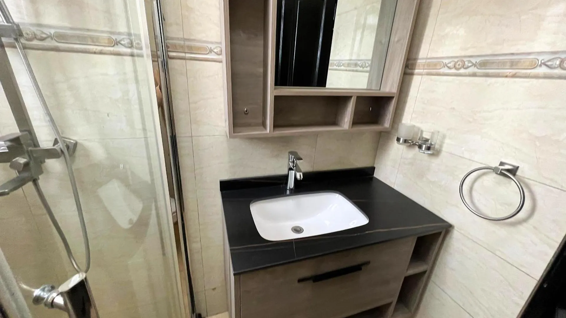 Kavod Furnished Aparthotels Kampala 0*,  Uganda
